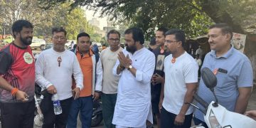 जॉगिंग ट्रॅक परिसरात वसंत गिते यांच्या भेटीगाठी