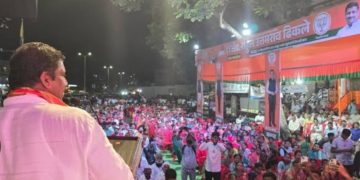 धनशक्ती विरोधात जनशक्तीची लढाई -ढिकले