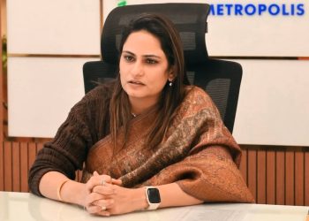 संकटमोचकांची वक्रदृष्टी,मनपा आयुक्तांना स्थगिती