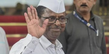 राष्ट्रवादीच्या झिरवाळांची घंटी वाजली,शपथ घेण्यासाठी या !