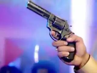 पिस्तुलला धक्का दिल्याने गोळी हवेत अन्यथा….