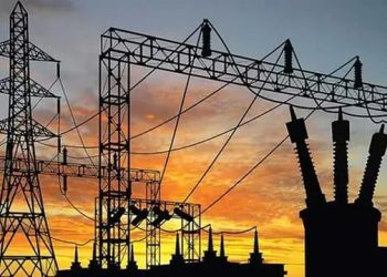 ऐन सणासुदीला विजेचा लपंडाव