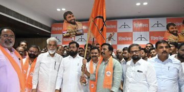 अखेर शिंदे गेले शिंदेंकडेच..ठाकरे गटाला केला ‘जय महाराष्ट्र’