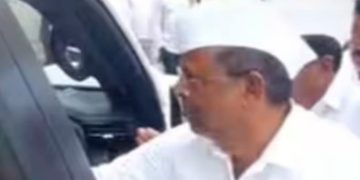 भाऊ,पाच मिनिटे तरी आम्हाला द्या…