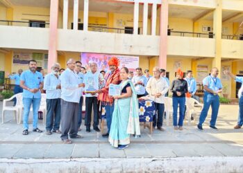 कलाशिक्षक विजय खैरनार यांचा राज्यस्तरीय पुरस्काराने गौरव