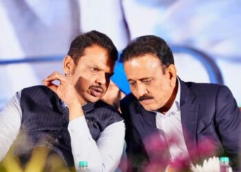 हायकोर्टाच्या माध्यमातून या सर्वांना तुरुंगाची हवा दाखवल्याशिवाय मी गप्प बसणार नाही