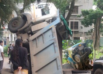 नाशिकमध्ये खड्डे बुजविण्यासाठी आलेला डंपरच खड्ड्यात